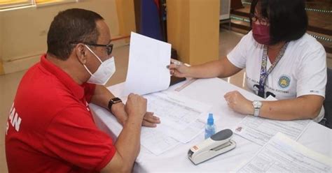 pulandit mayor|3 Antique mayors running sans challengers .